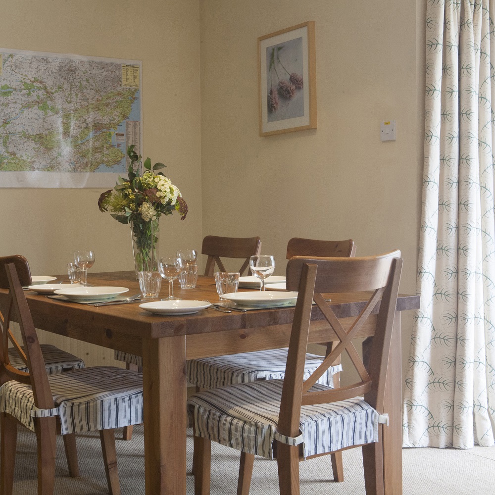 This is a very attractive, carefully renovated 4-star holiday cottage. The cottage would suit a family or couples wanting peace and quiet or a base for walking.